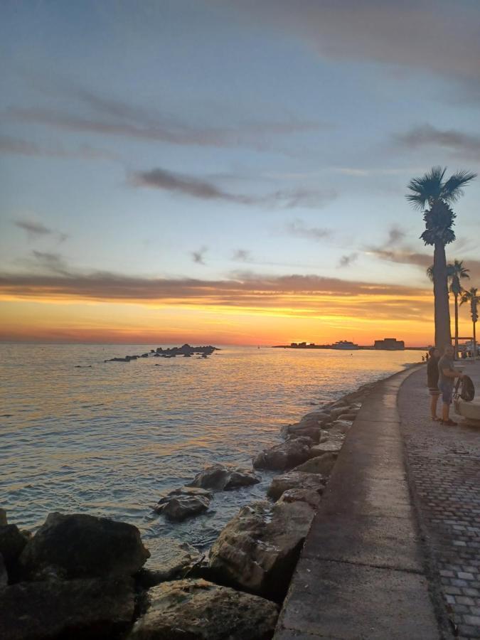Andri' S Place Paphos ภายนอก รูปภาพ